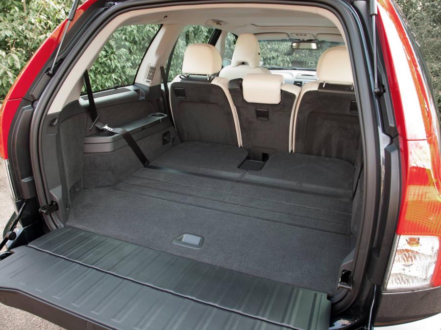  Volvo XC90 D5 2009 года  (UK) (фото 7 из 9)